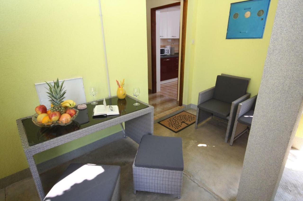 Two Bedroom Apartment, Nice Neighborhood, Free Parking, Wifi Pula Exterior photo
