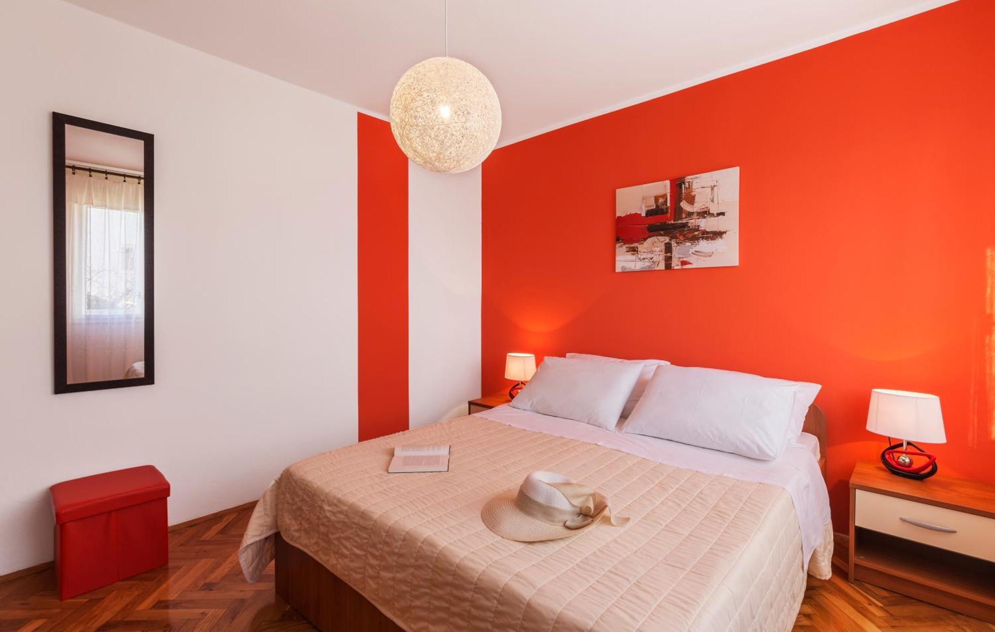 Two Bedroom Apartment, Nice Neighborhood, Free Parking, Wifi Pula Exterior photo